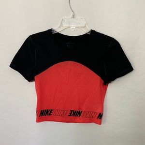 Nike Dri-fit crop